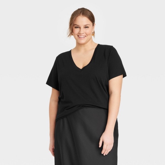 Ava & Viv Black V-Neck Tee Women’s Plus Size 4x - Picture 1 of 10